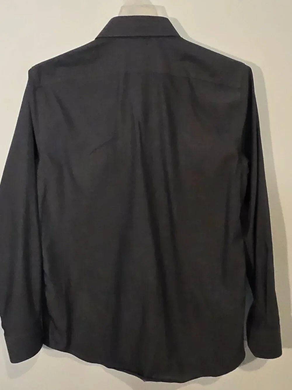 BANANA REPUBLIC BUTTON DOWN DRESS SHIRT size M gray gently used